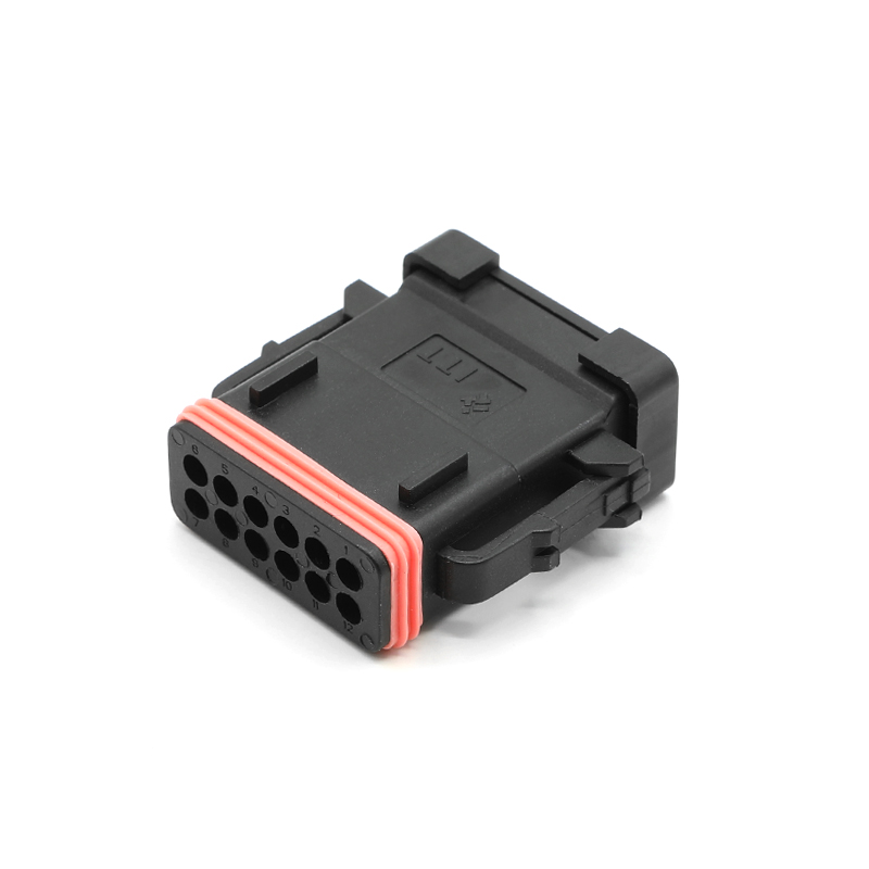 132015-0135 Conector automotriz de 12 vías)