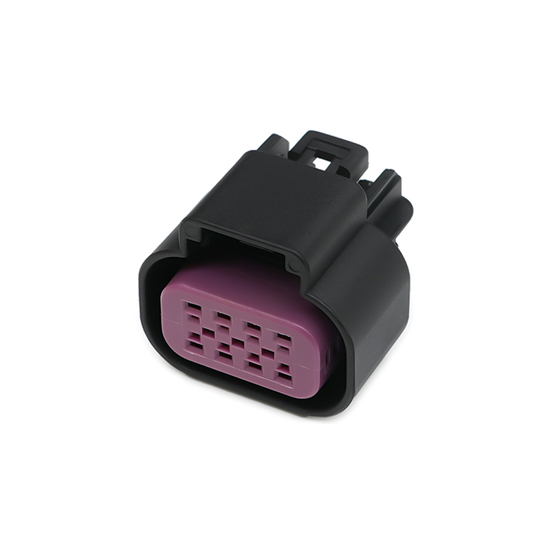 15326835 Conector automotriz de 8 vías (hembra)