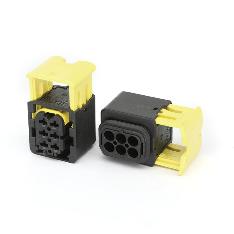 1-1418437-1 Conector automotriz receptáculo de 6 vías (hembra)