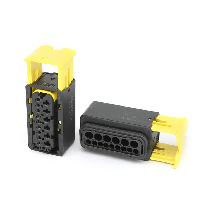 1-1563878-1 Conector automotriz de receptáculo de 15 vías (hembra)