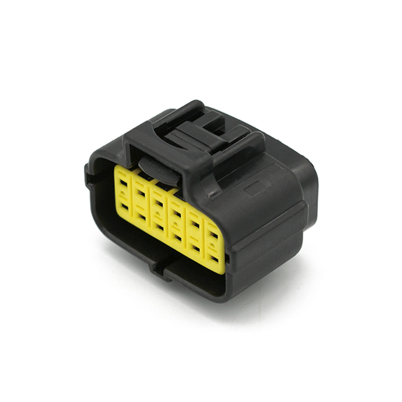 174661-2 Conector automotriz de enchufe (macho) de 12 vías
